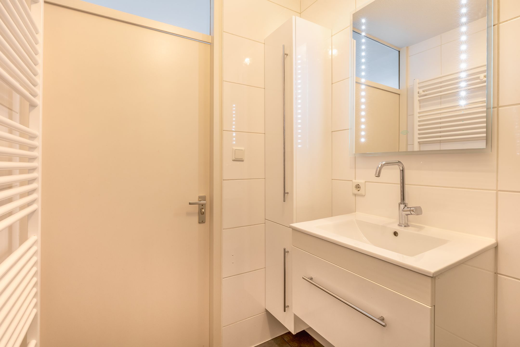 Photo 15 of Essenburgstraat 22-A