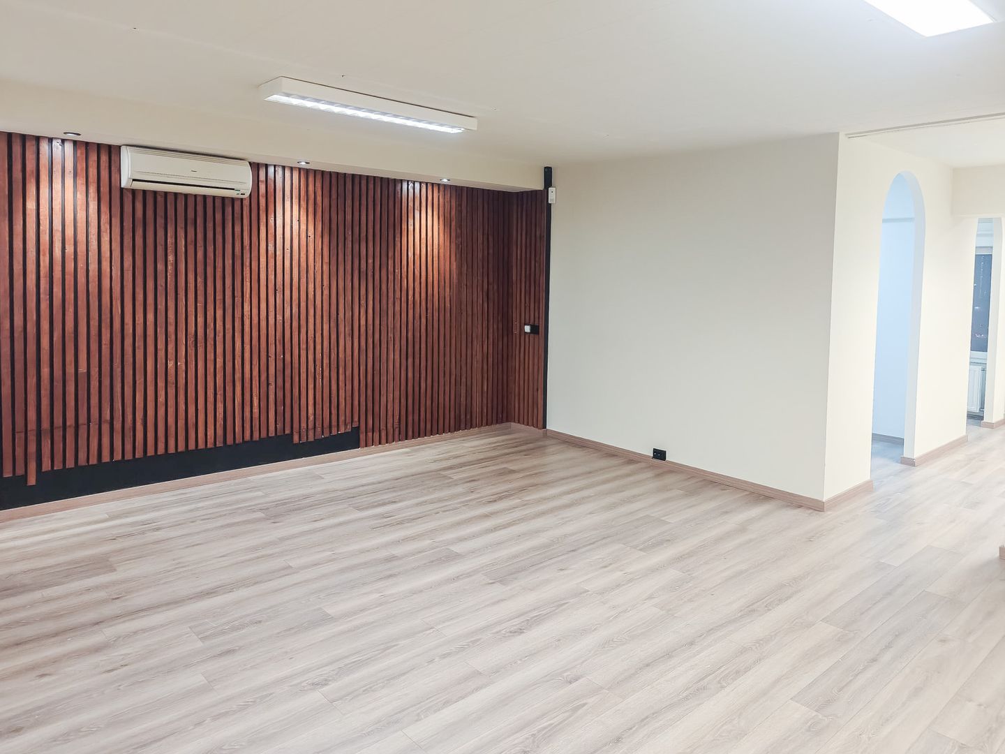 Bekijk foto 3 van Strevelsweg 700