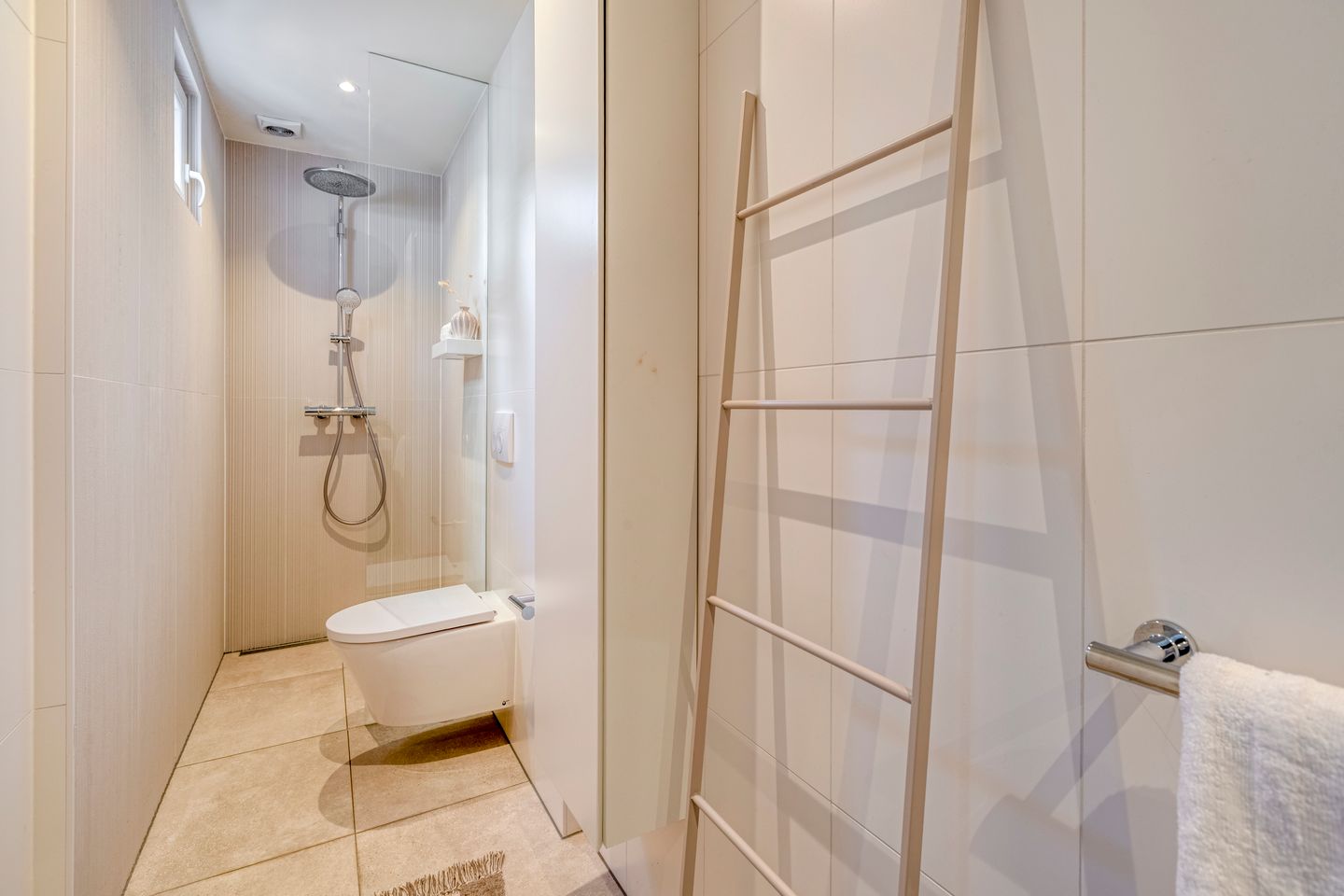 Foto 14 van Van Ostadestraat 436