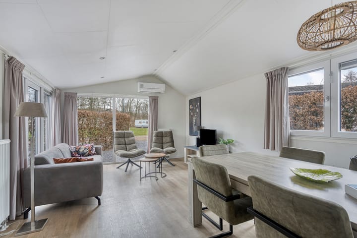 Foto 8 van Kapelleboslaan 121