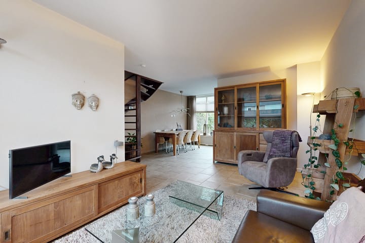 Photo 3 of Slingeland 4