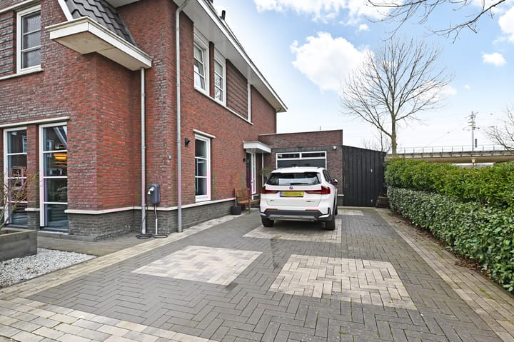 Foto 8 van Benthuizenstraat 5-A