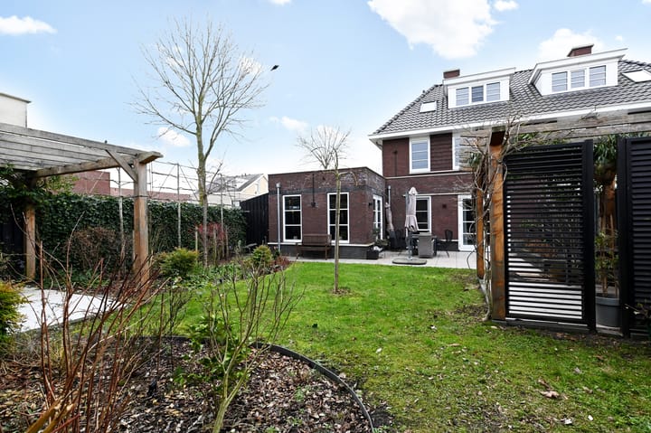 Foto 34 van Benthuizenstraat 5-A