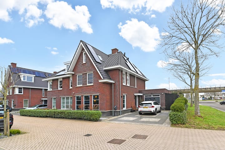 Foto 66 van Benthuizenstraat 5-A