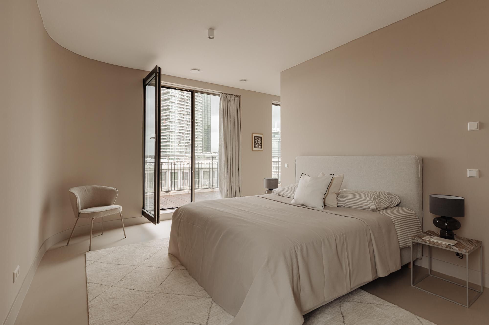 Foto 30 van Spadinalaan 579