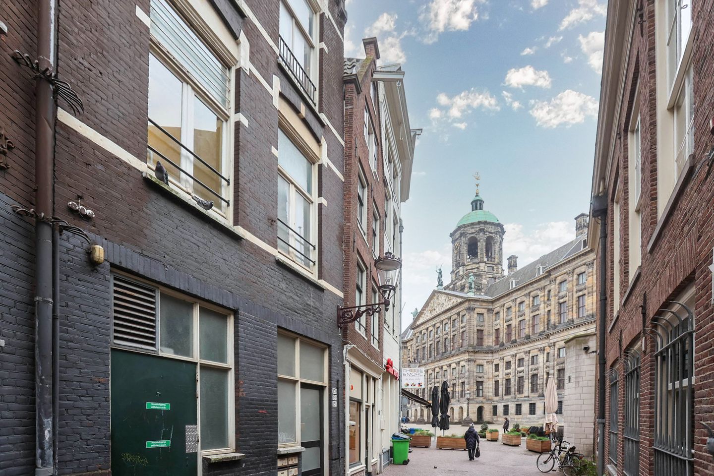 Photo 19 of Eggertstraat 19-C