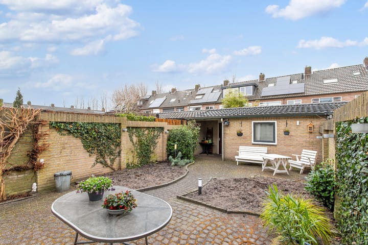 Foto 38 van Middachtenstraat 120