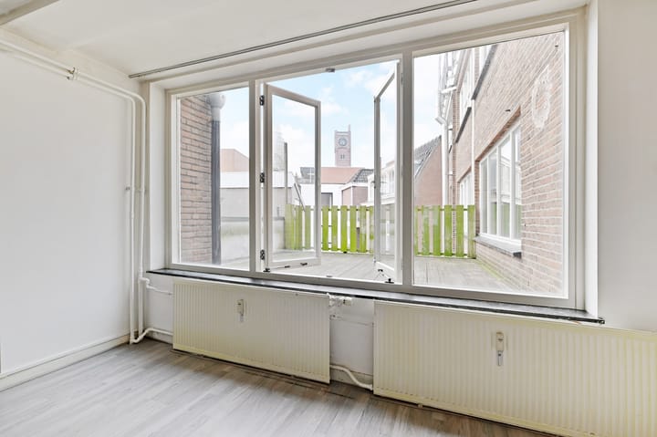 Foto 18 van Annastraat 4-B