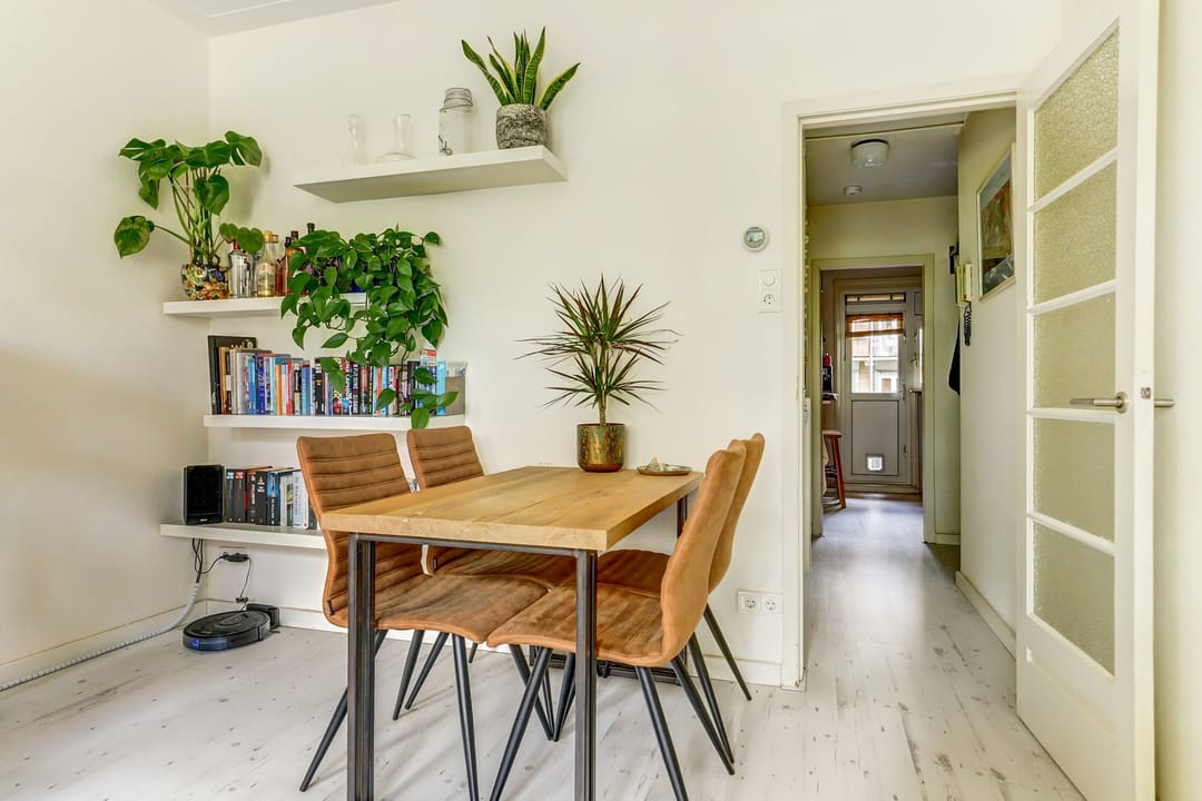 Photo 17 of Geuzenstraat 61-H