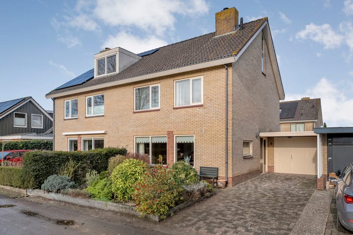 Photo 1 of Tuterië 3