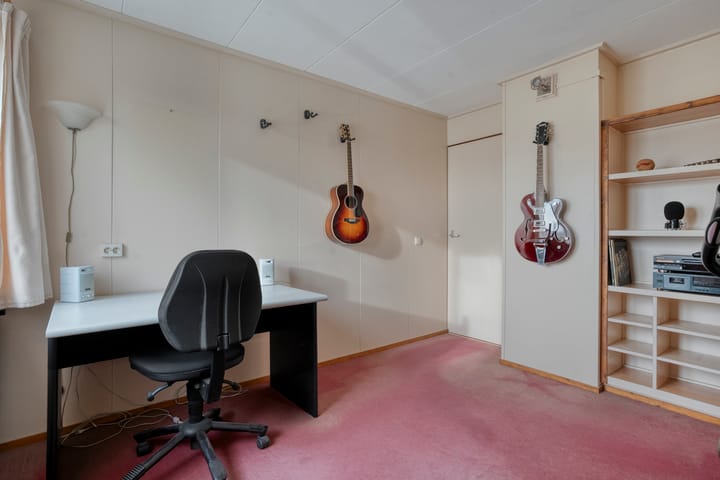 Photo 24 of Tuterië 3