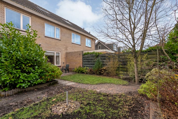 Photo 38 of Tuterië 3