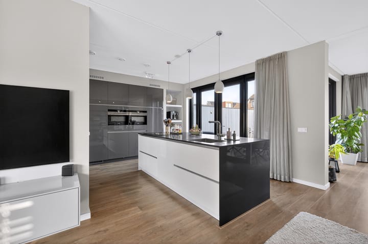 Photo 4 of Bethesdahof 18