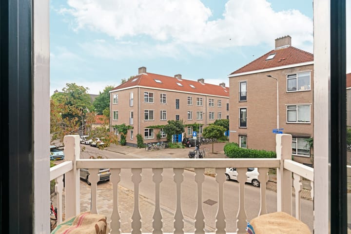 Photo 4 of Evertsenstraat 48