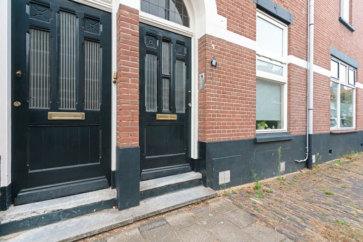 Photo 6 of Evertsenstraat 48