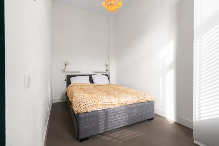 Photo 16 of Evertsenstraat 48