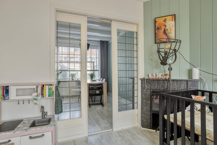 Photo 4 of Amaliastraat 39