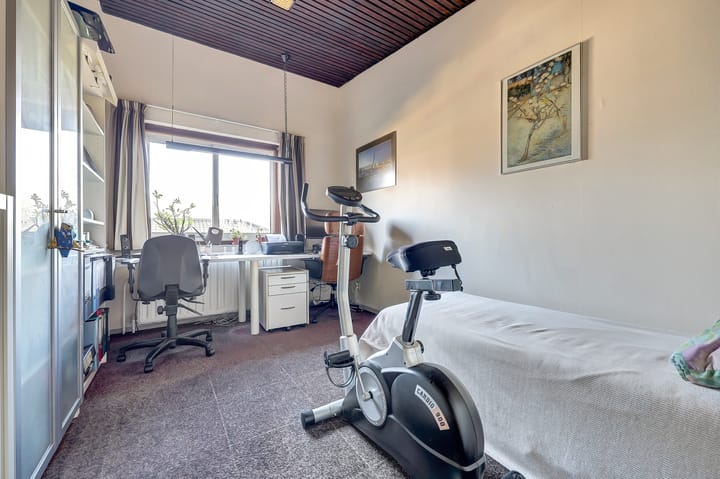 Photo 38 of Notaris L P vd Blinkln 11-A