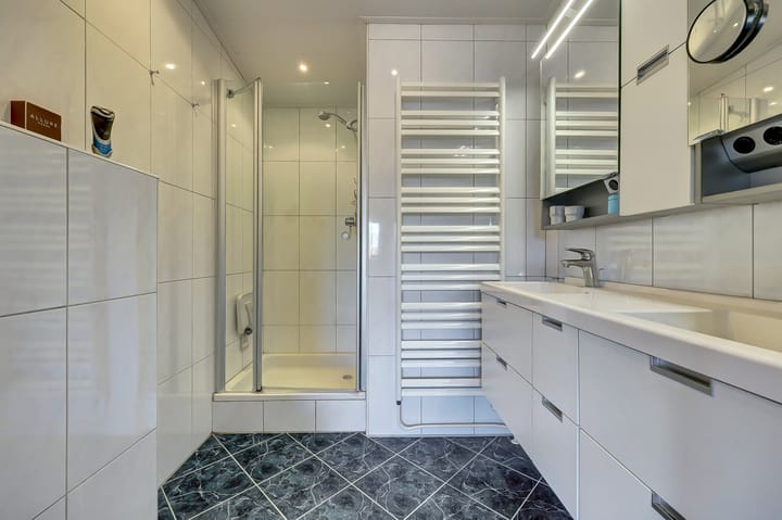 Photo 46 of Notaris L P vd Blinkln 11-A