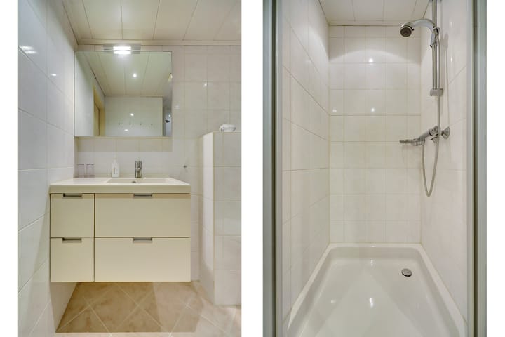 Photo 52 of Notaris L P vd Blinkln 11-A