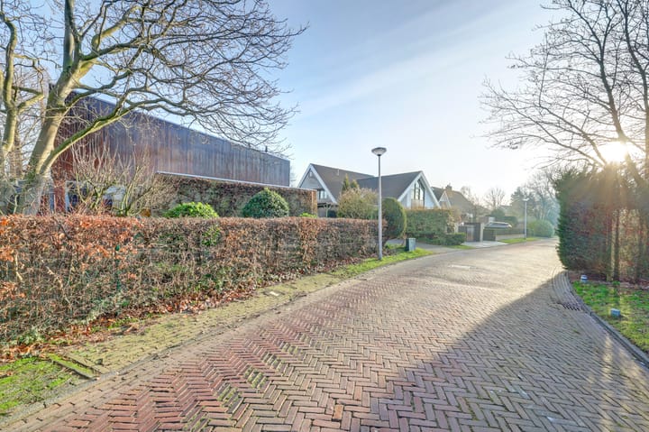 Photo 60 of Notaris L P vd Blinkln 11-A