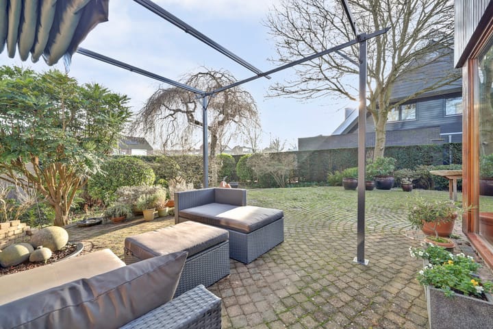 Photo 67 of Notaris L P vd Blinkln 11-A