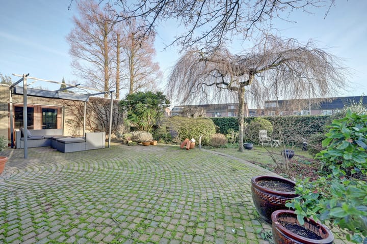 Photo 70 of Notaris L P vd Blinkln 11-A