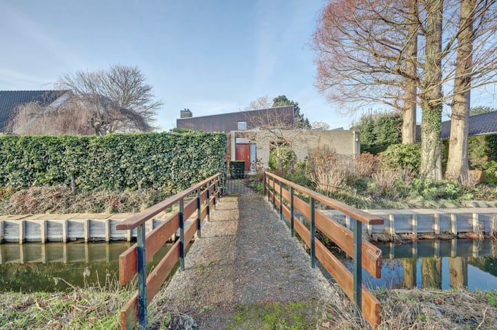 Photo 72 of Notaris L P vd Blinkln 11-A