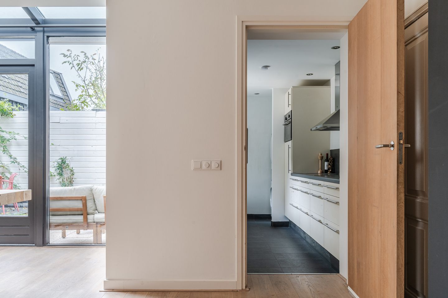 Foto 19 van Kennemerstraatweg 92