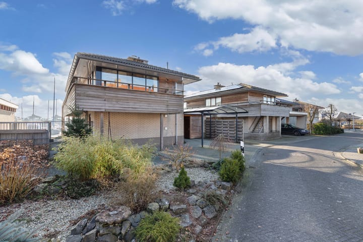 Foto 7 van Schokkerhaven 28