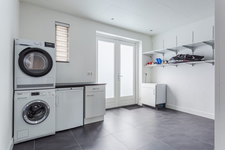 Photo 23 of Leeuwerik 9