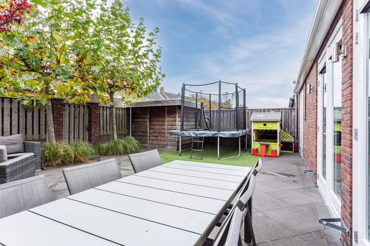 Photo 43 of Leeuwerik 9