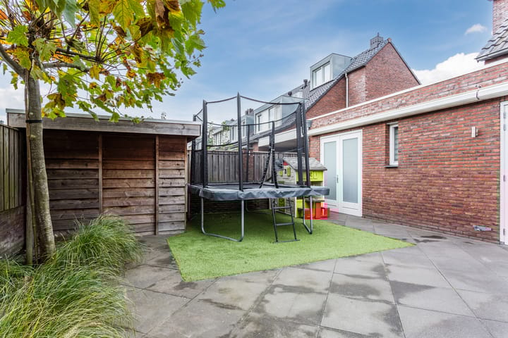 Photo 46 of Leeuwerik 9