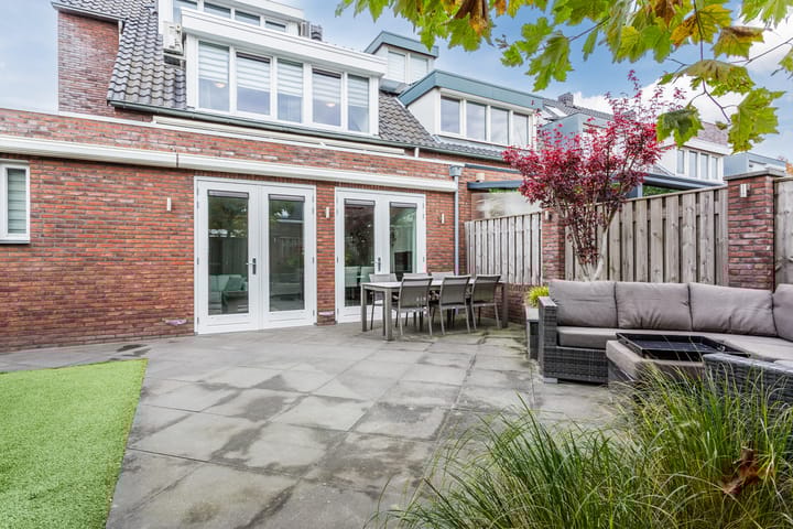 Photo 47 of Leeuwerik 9