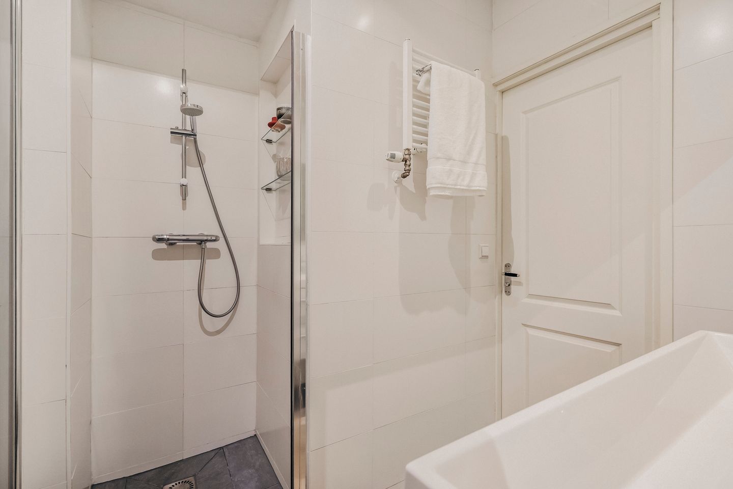 Foto 25 van Erasmusgracht 27-1