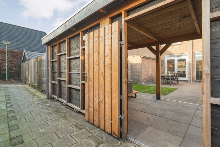 Foto 40 van Pesserstraat 36