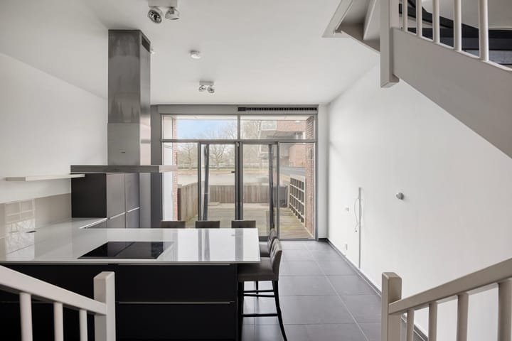 Foto 3 van Van Maanenstraat 31