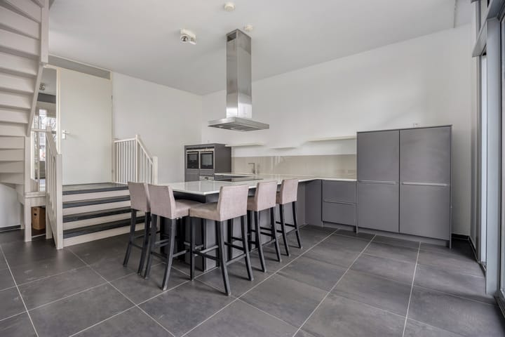 Foto 8 van Van Maanenstraat 31