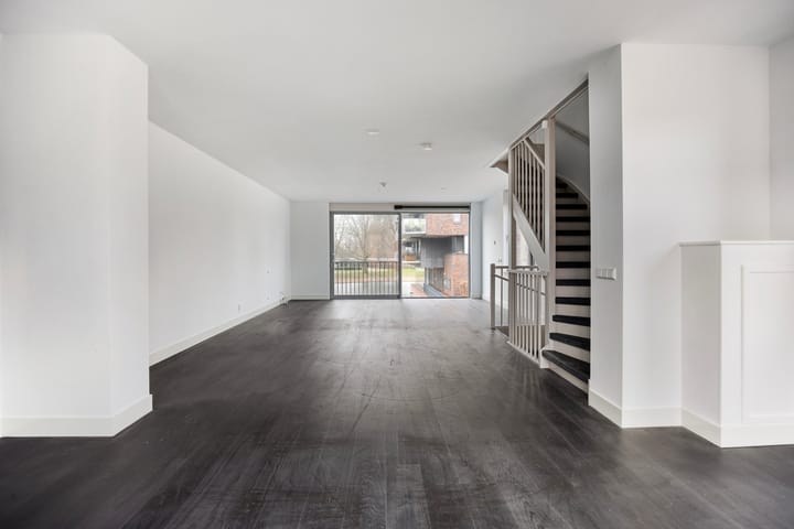 Foto 15 van Van Maanenstraat 31