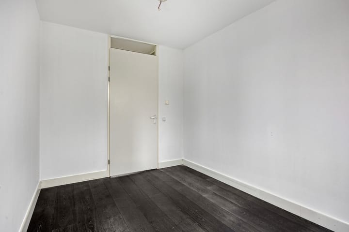 Foto 21 van Van Maanenstraat 31