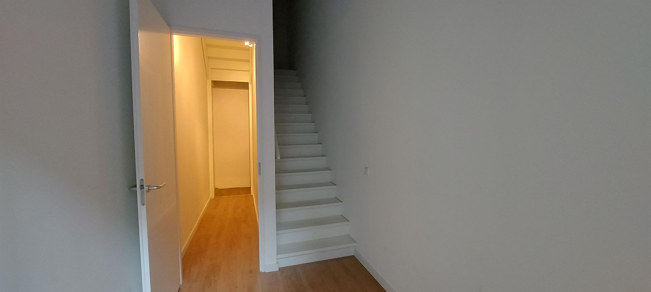 Foto 9 van Anna van Burenstraat 4