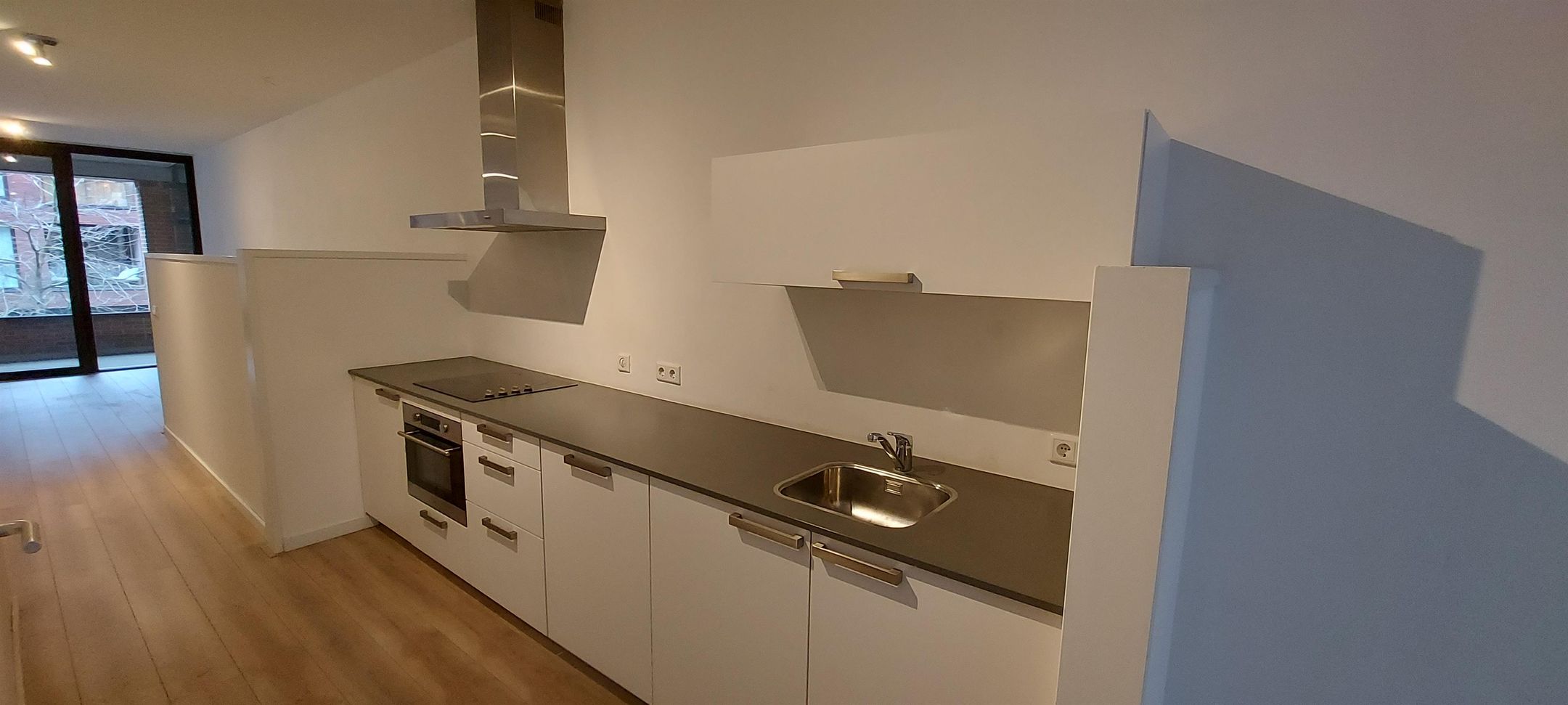 Foto 12 van Anna van Burenstraat 4