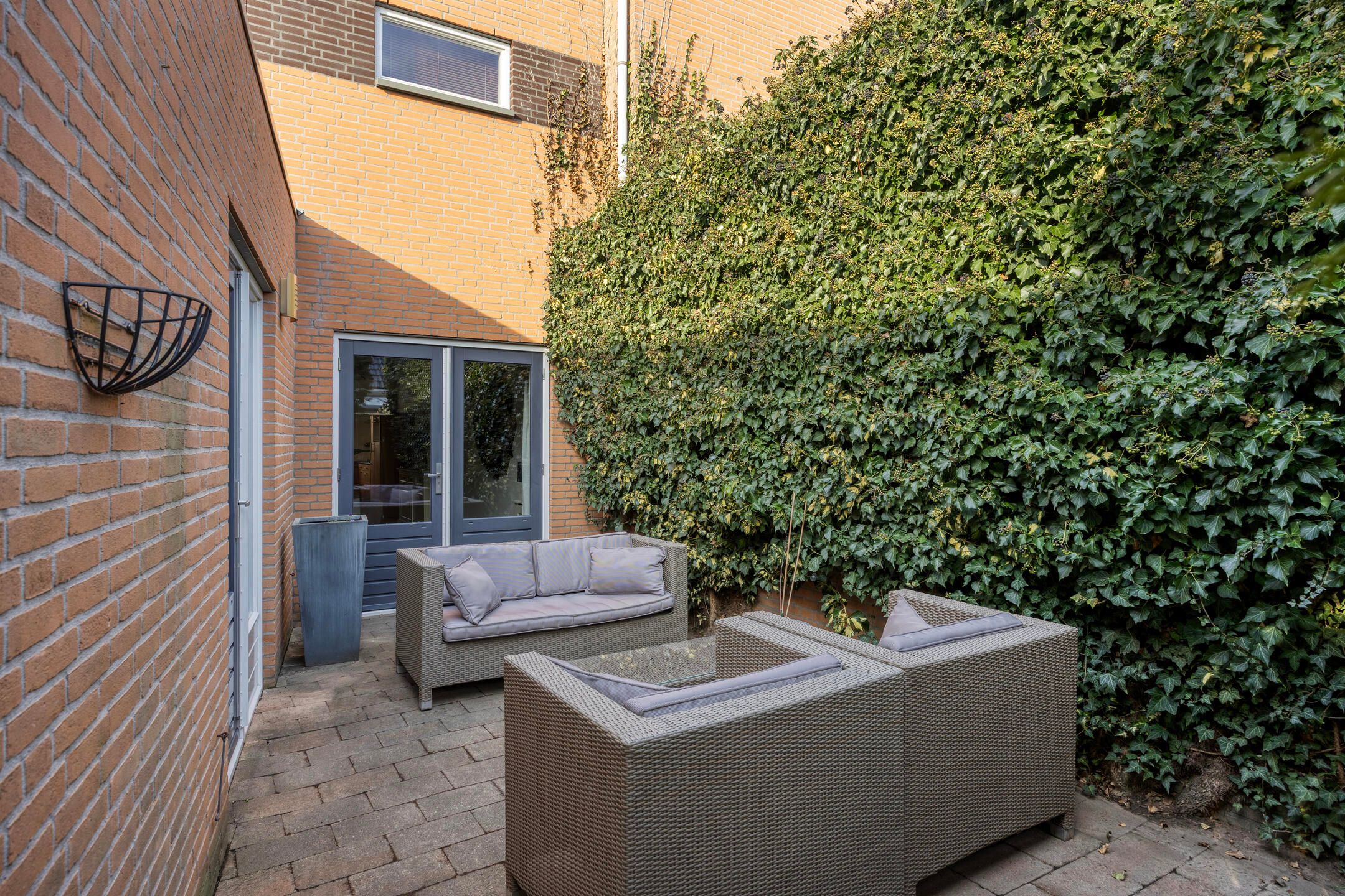 Foto 12 van Jacob Roggeveenstraat 27