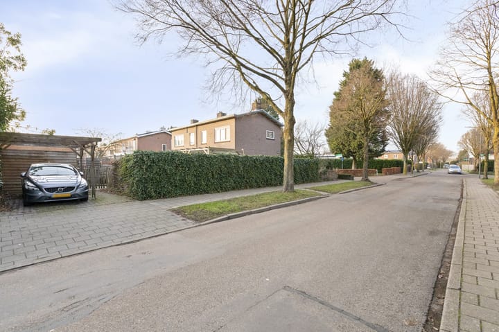 Foto 40 van Boterbloemstraat 1