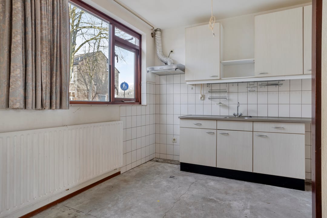 Foto 16 van Pierre Monteuxstraat 58