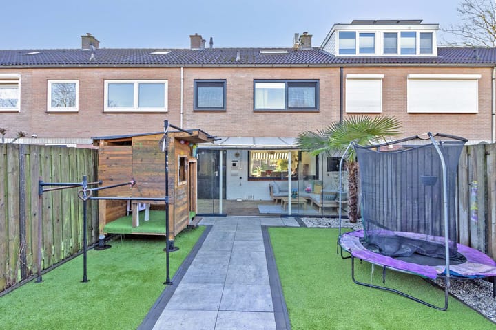 Photo 2 of Almareplantsoen 5