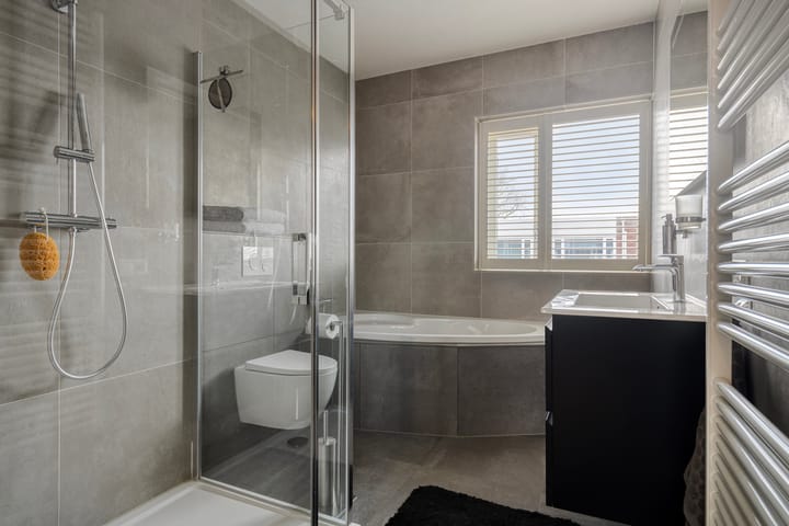 Photo 5 of Prinses Amaliastraat 63