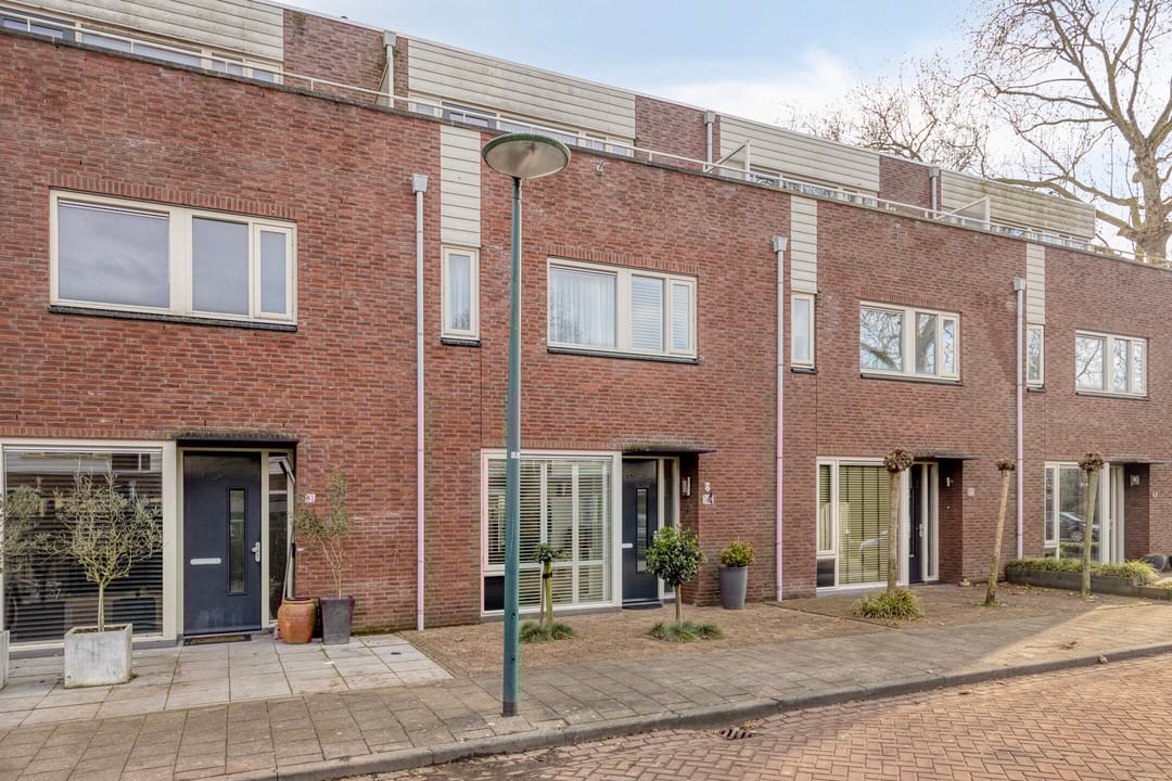 Photo 8 of Prinses Amaliastraat 63