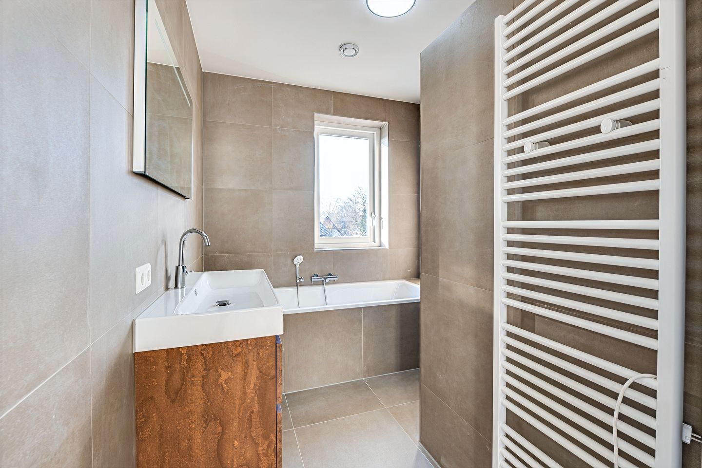 Foto 25 van Chalonhof 134