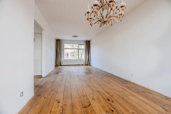 Photo 10 of Nieuwediepstraat 101